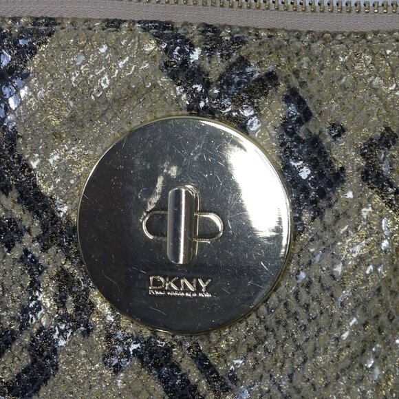 DKNY Gold Python Snake Print Chain Strap Shoulder Bag Crossbody W/Charm Accent - Picture 3 of 14